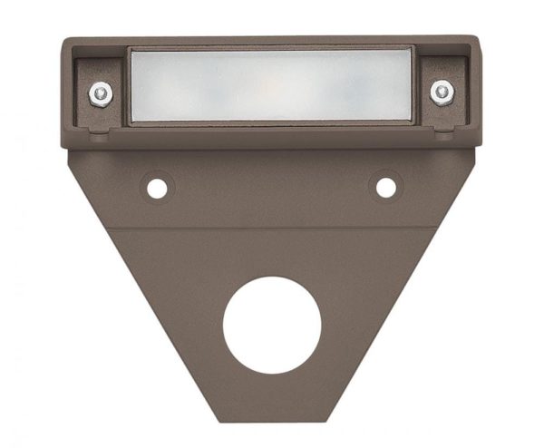 Hinkley Nuvi 1-Light LED Outdoor Landscape Deck in Bronze