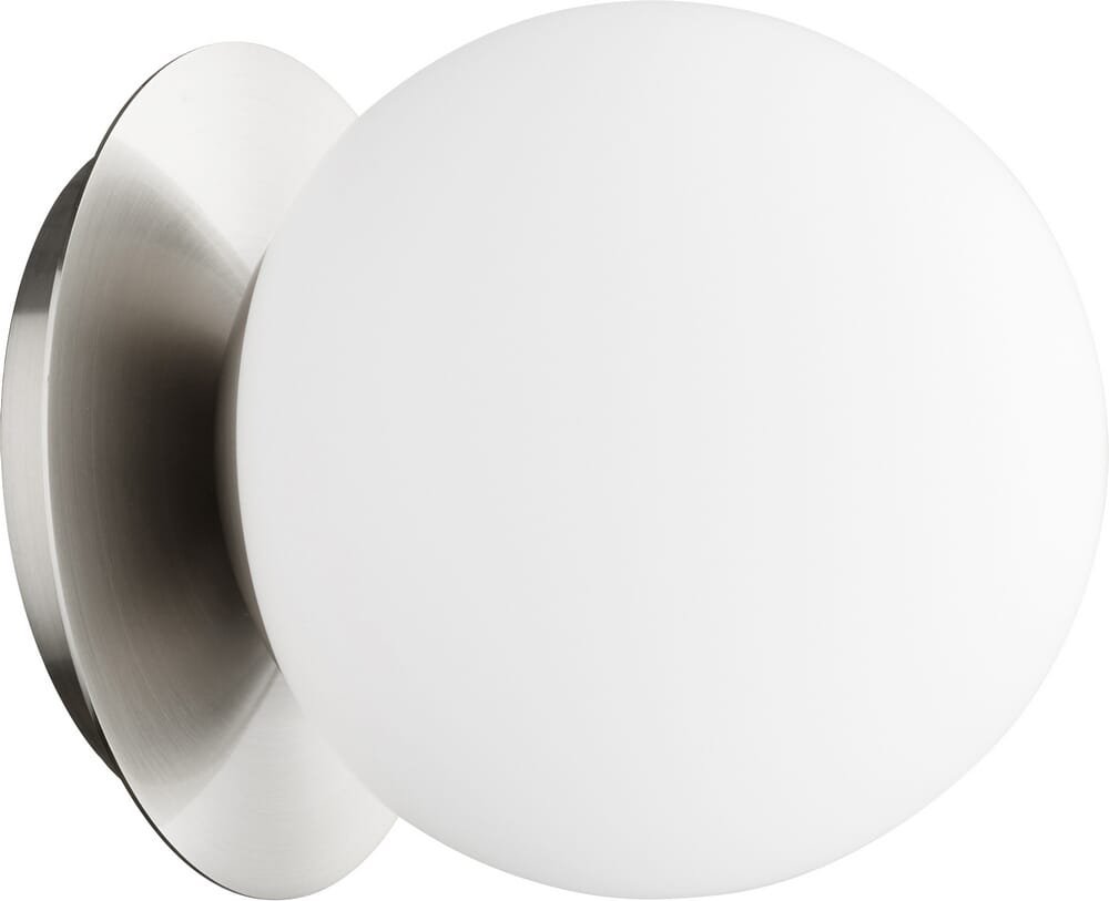 Quorum Transitional Wall Sconce in Satin Nickel