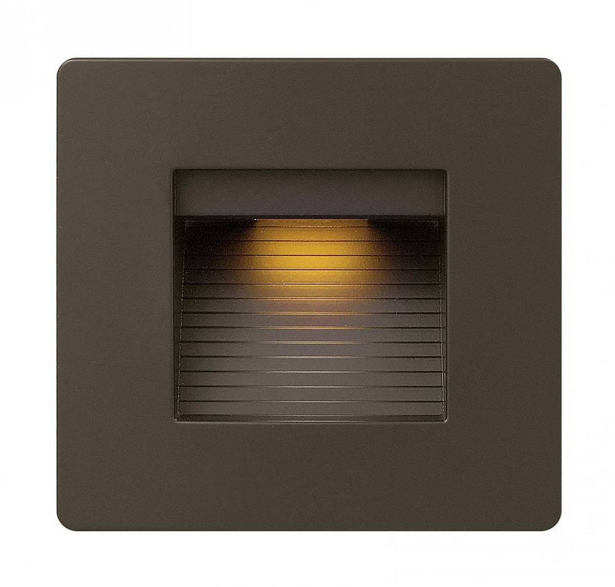 Hinkley Luna 1-Light LED Outdoor Landscape 120V Deck in Bronze