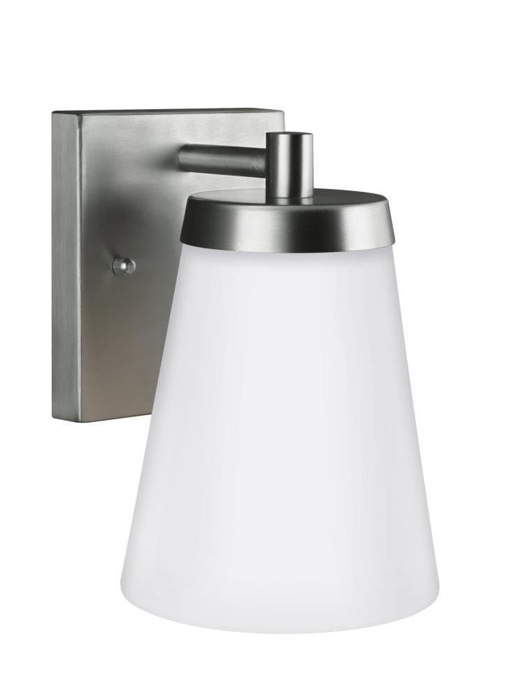 Sea Gull Renville 7" Outdoor Wall Light in Satin Aluminum